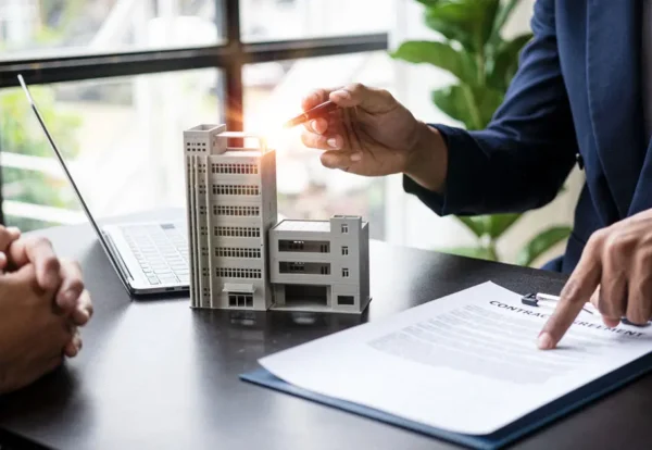 Exploring-the-Dynamics-of-Commercial-Property.jpg